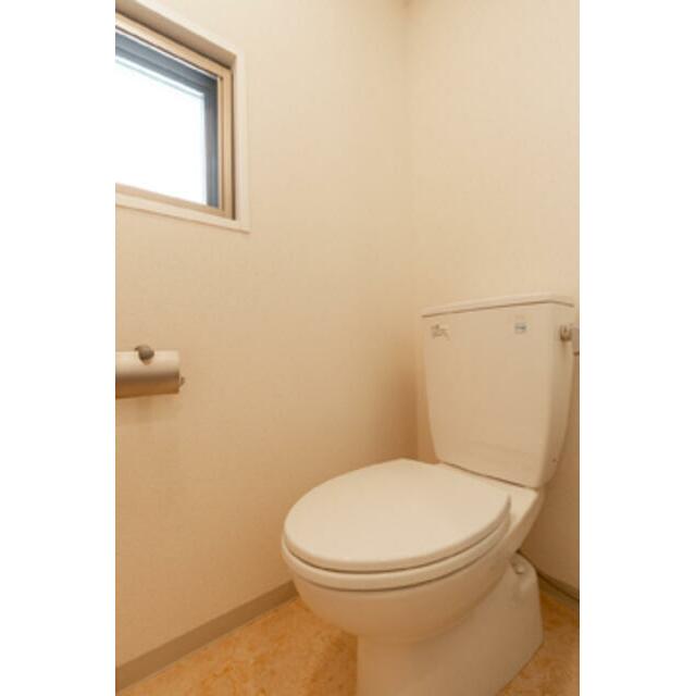 トイレ　※写真は同タイプ住戸です。