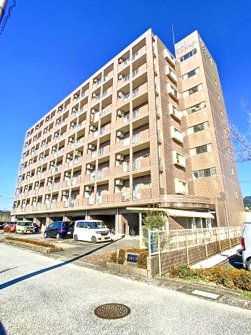 建物外観　2023年12月撮影