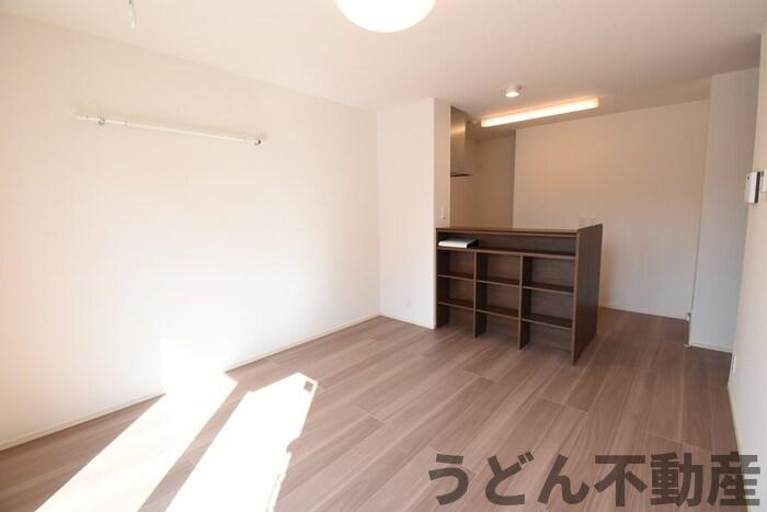 居室・リビング　うどん県のお部屋探しはうどん不動産へ うどんちゃんとLINE