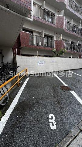 駐車場　駐車場があります
