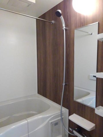 バス・シャワールーム　ゆったり過ごせるお風呂です