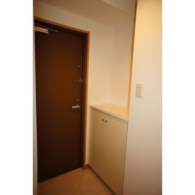 玄関　☆シューズボックス付き玄関スペース☆