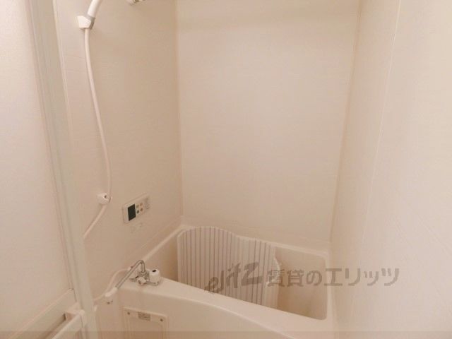 バス・シャワールーム　風呂