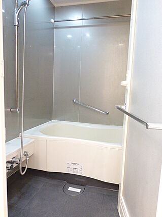 バス・シャワールーム　他部屋参考写真です。