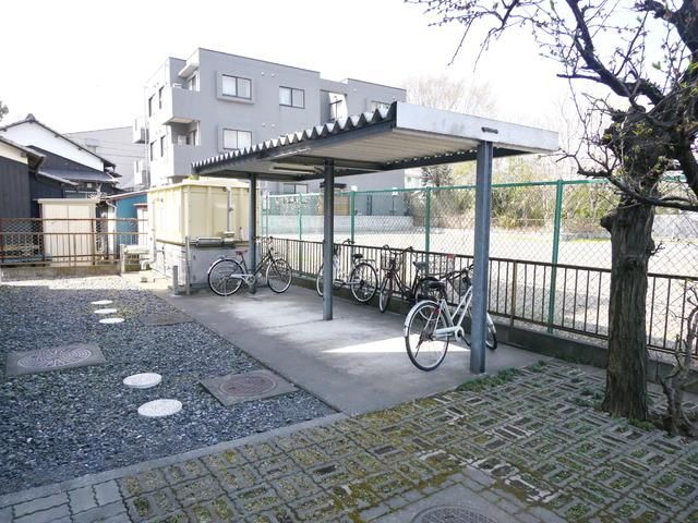 その他共有部分　★屋根付き駐輪場★