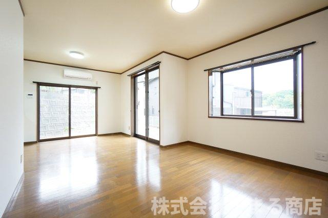 居室・リビング　当日の見学大歓迎！