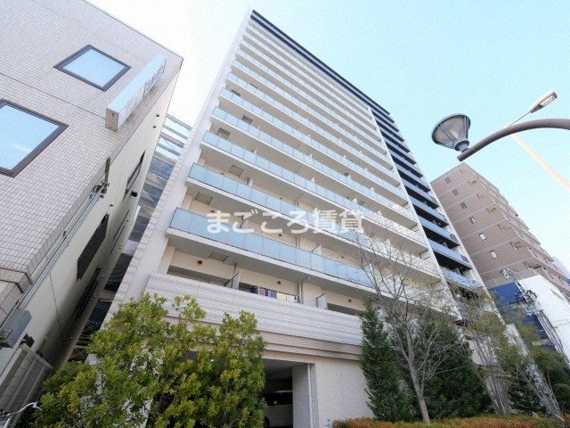 ワンルーム Mansion in Naniwa-ku, Osaka - Image 1
