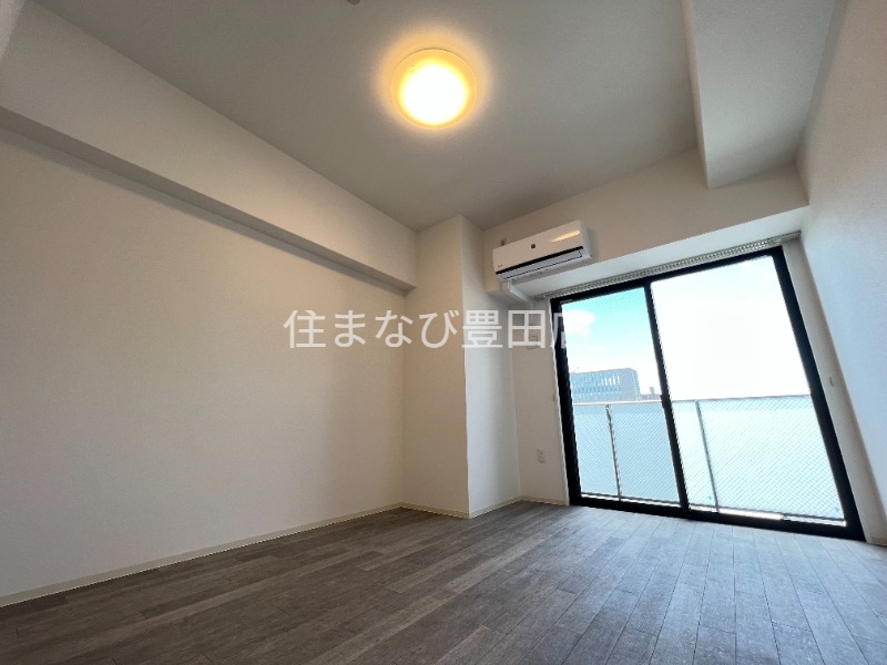 居室・リビング　同型別部屋写真
