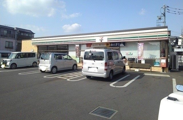 コンビニ　セブンイレブン町田常盤店（コンビニ）まで750m