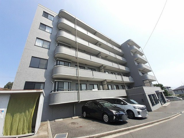 建物外観　外観は落ち着いています