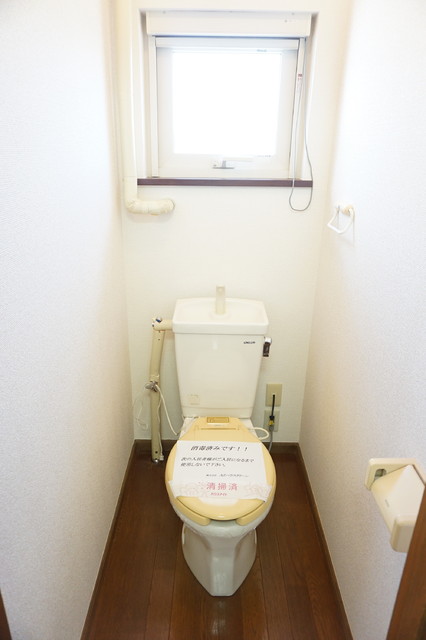 トイレ　トイレ