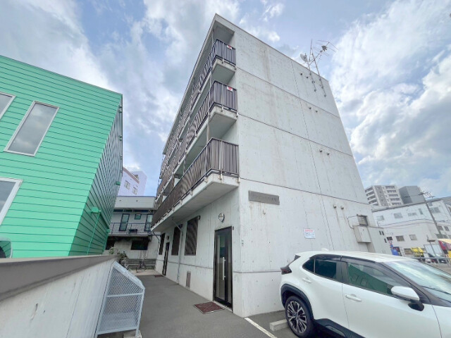 建物外観　外観写真でございます！