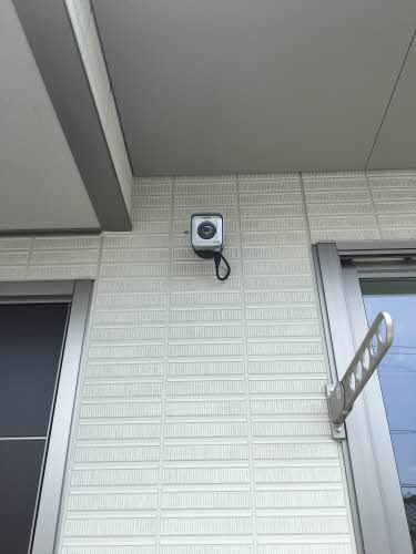 建物外観　防犯カメラ