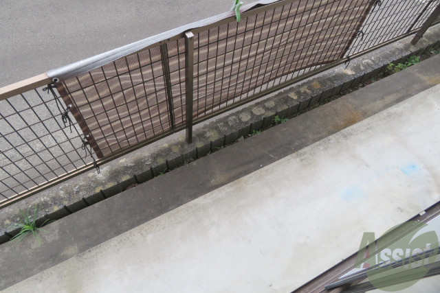 バルコニー　ベランダもパシャっと映しておきます。