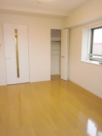 その他部屋・スペース　★角部屋２面採光★