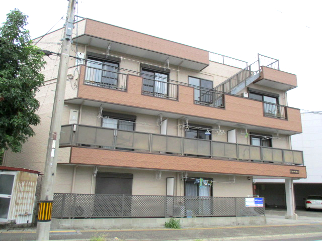 建物外観　2017年9月撮影