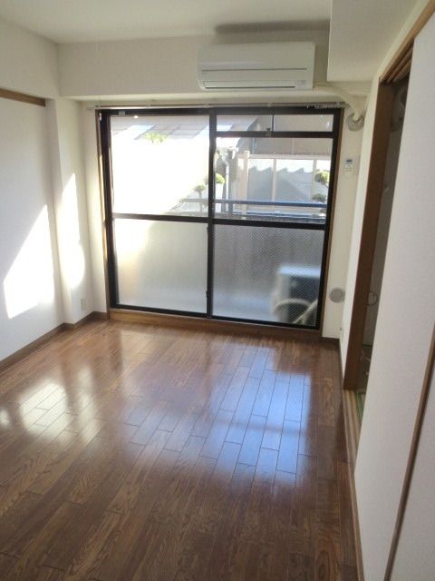 居室・リビング　別部屋参考写真