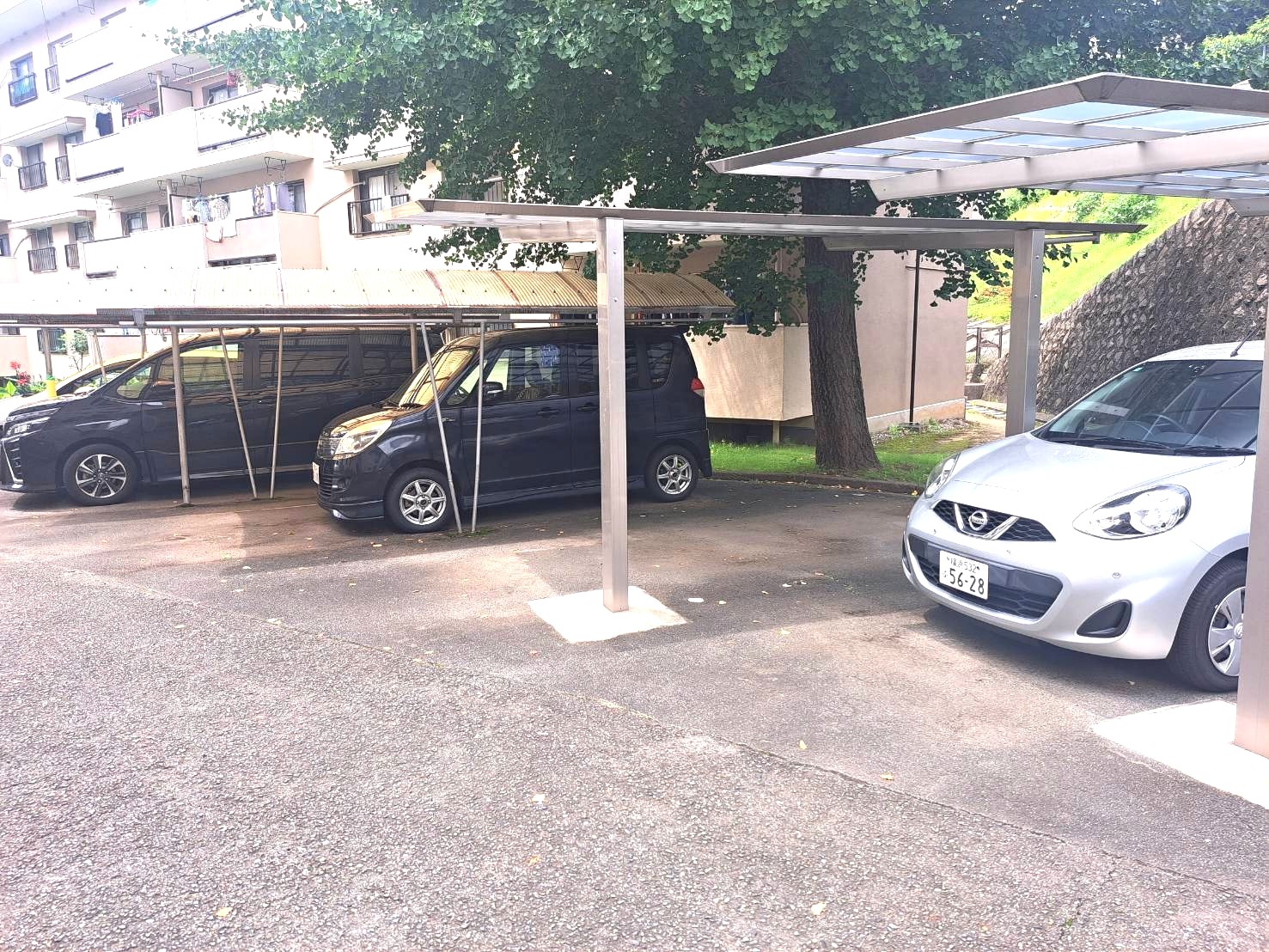 駐車場　敷地内駐車場☆空き要確認☆