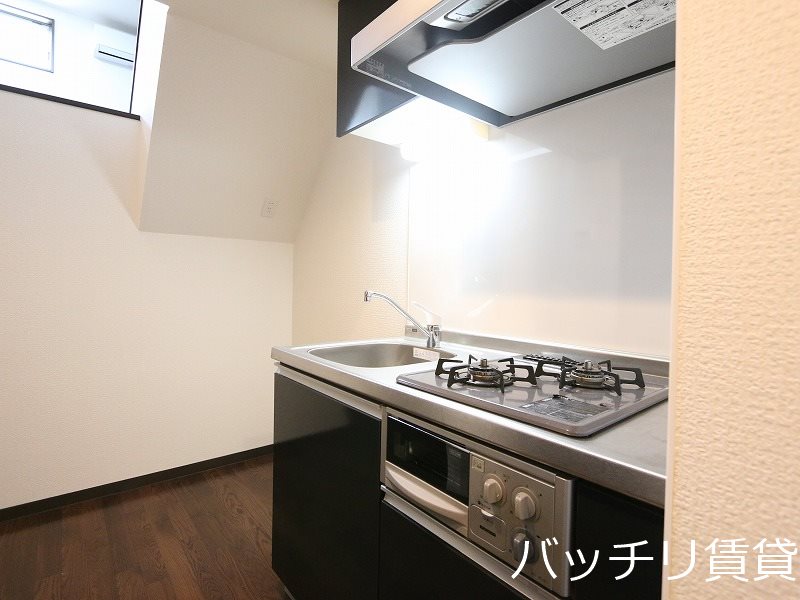 キッチン　※同型タイプ写真の為現状優先。