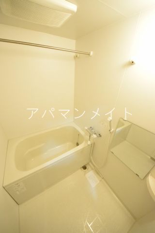 バス・シャワールーム　追い焚き機能付き