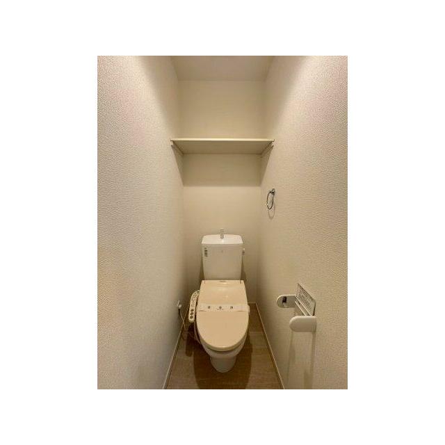 トイレ　※別の部屋の写真を載せています