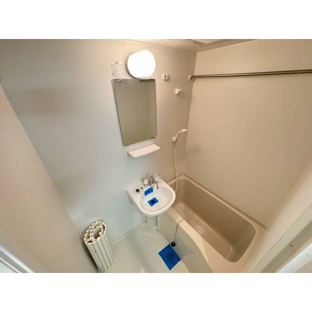 洗面設備　※別の部屋の写真を載せています