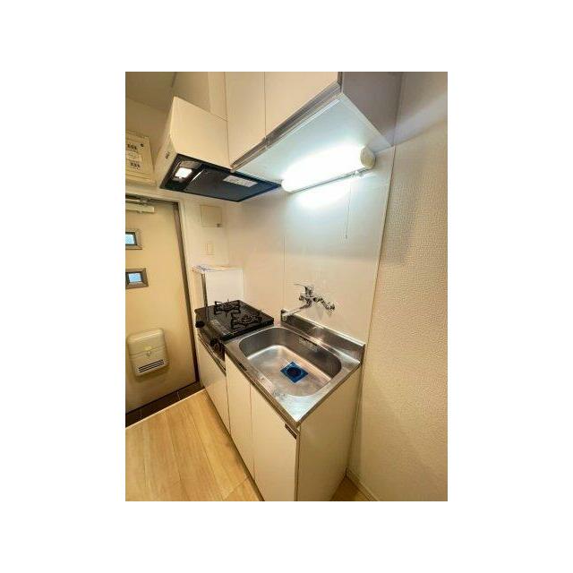 キッチン　※別の部屋の写真を載せています