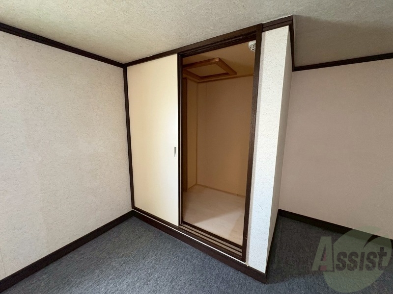 収納　こちらは収納です。物をしまう事ができますね！
