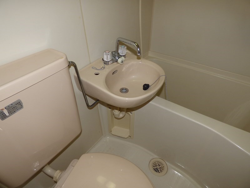 洗面設備　違うお部屋の写真です。ご参考までに