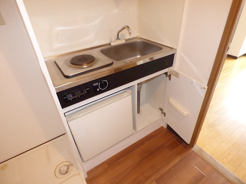 キッチン　違うお部屋の写真です。ご参考までに