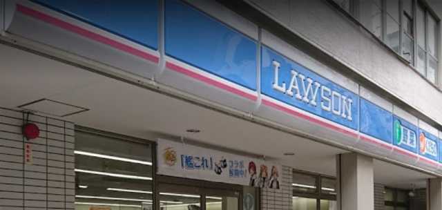 コンビニ　ローソン 新宿御苑駅前店（コンビニ）まで104m