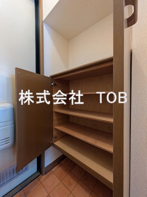 玄関　シューズボックス