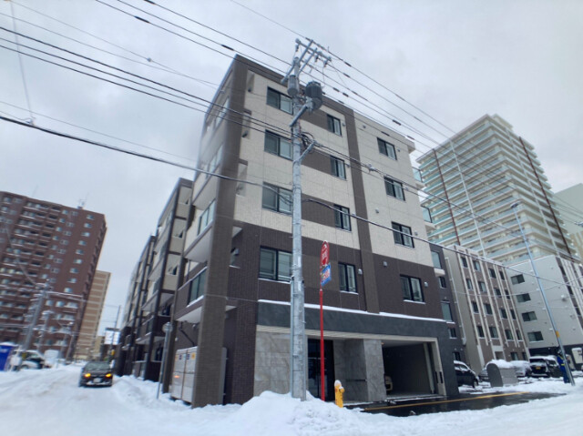 建物外観　札幌市中央区北３条東「ラ・クラッセ札幌リードスクエア」