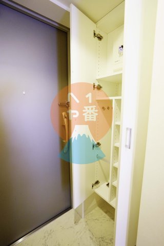 玄関　シューズボックス付きです