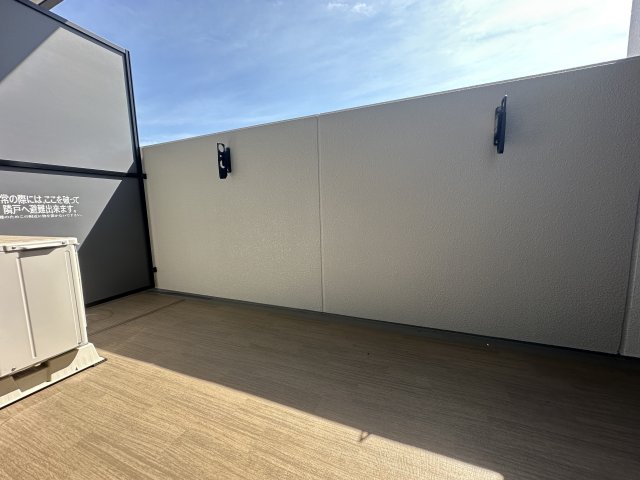 バルコニー　バルコニーからの眺めを楽しみながら食事をしませんか
