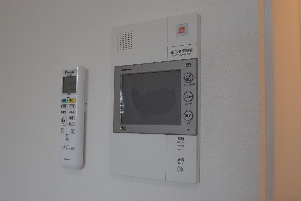 セキュリティ　カメラ付インターホン
