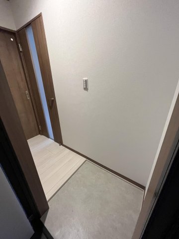 玄関　現況優先です。