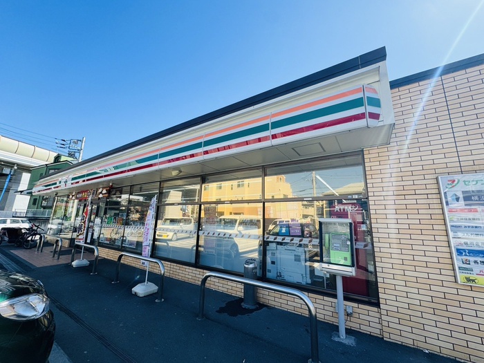 コンビニ　セブンイレブン 茅ヶ崎赤羽根南（コンビニ）まで557m