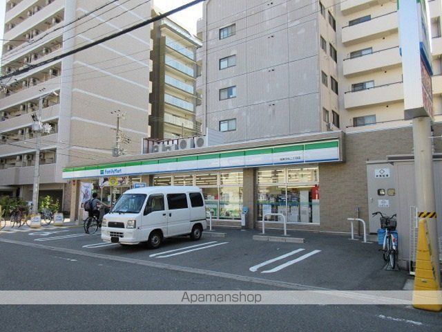 コンビニ　ファミリーマート（コンビニ）まで465m