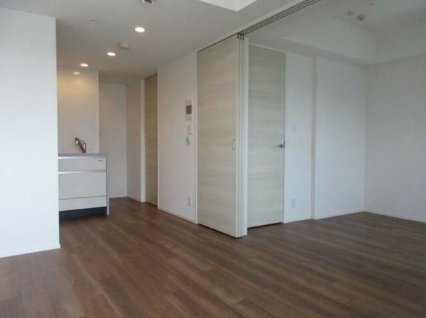 居室・リビング　※別部屋参考写真
