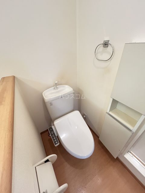 エルーア仲町台のトイレ写真