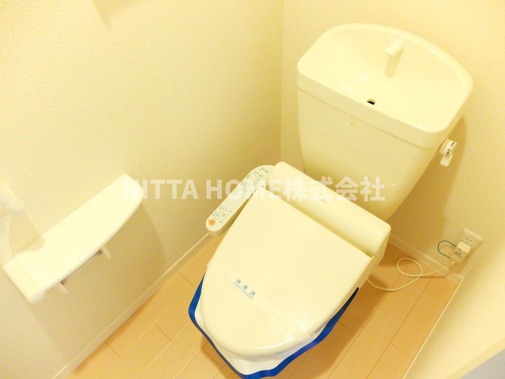トイレ　暖房洗浄便座付きのトイレ◇