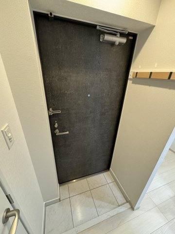 玄関　別部屋参照