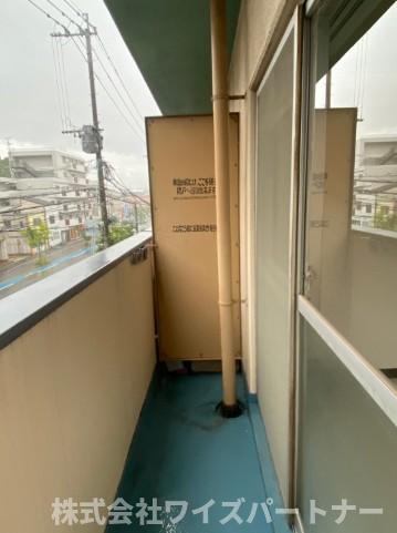 バルコニー　※別号室の為、現況優先