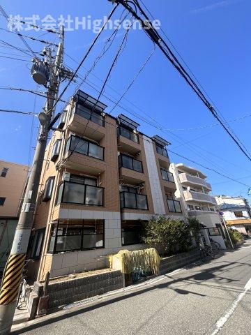 建物外観　外はこのようになっています