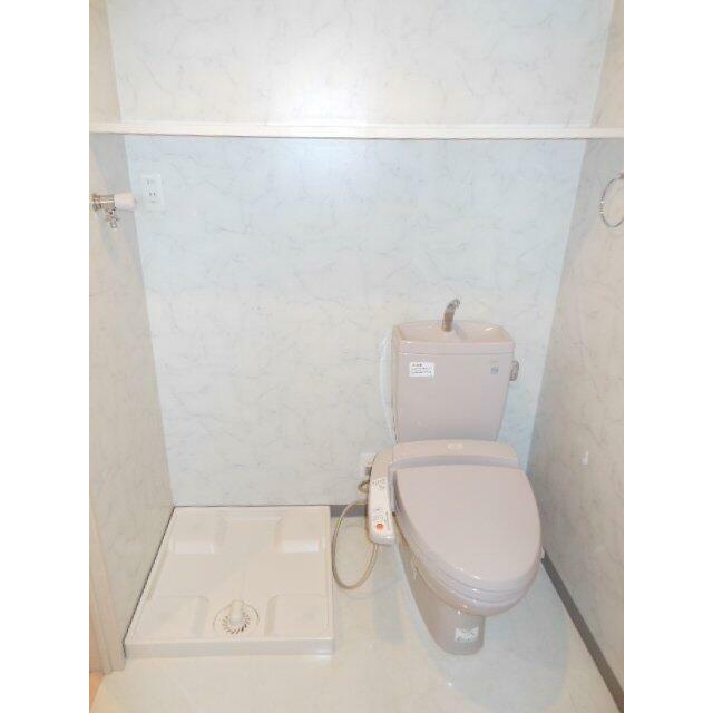 トイレ　清潔感のあるトイレです