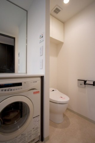 トイレ　別部屋参考写真