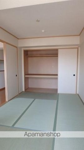 大野城市 6階建 築27年のトイレ写真