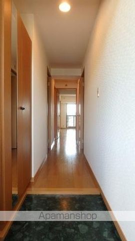 大野城市 6階建 築27年の玄関写真