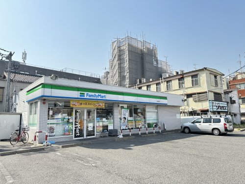 コンビニ　ファミリーマート 笠寺西門店（コンビニ）まで449m